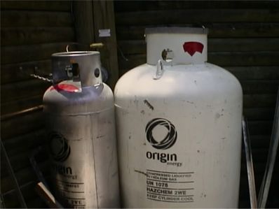 190kg and 45kg gas cylinders